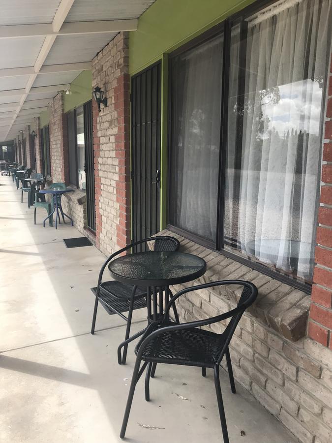Lake Albert Motel Meningie Экстерьер фото