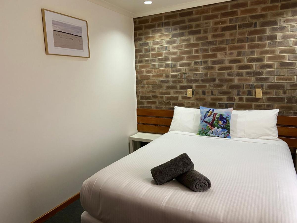 Lake Albert Motel Meningie Экстерьер фото